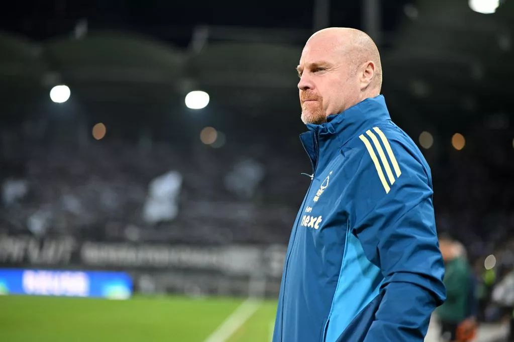 फ़ॉरेस्ट कोच: फ़ायदा होना लेकिन जीतना निराशाजनक है। टीम खिंची हुई है और उसमें समायोजन की बहुत कम गुंजाइश है।