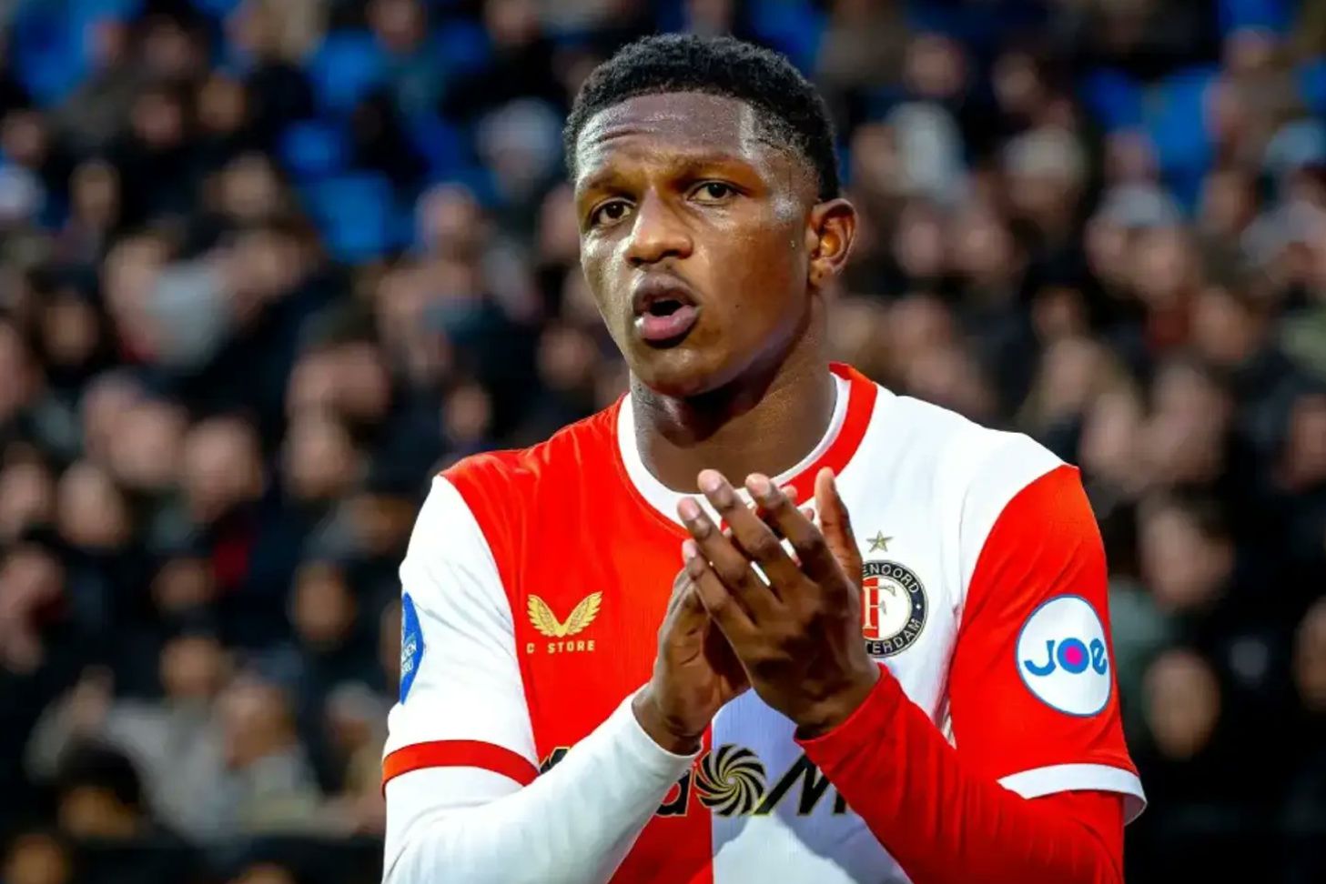 डच मीडिया: बायर्न को फेयेनोर्ड के युवा गिवारो में दिलचस्पी है और वह आज रात देखने के लिए स्काउट्स भेजेगा