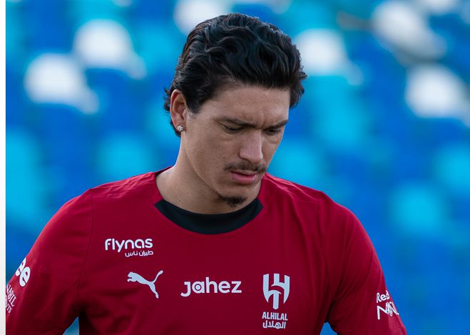 क्रिसेंट अधिकारी: मैल्कम और मिलिन एक साथ प्रशिक्षण पर लौट आए हैं, और नुनेज़ अभी भी पुनर्प्राप्ति अभ्यास से गुजर रहे हैं