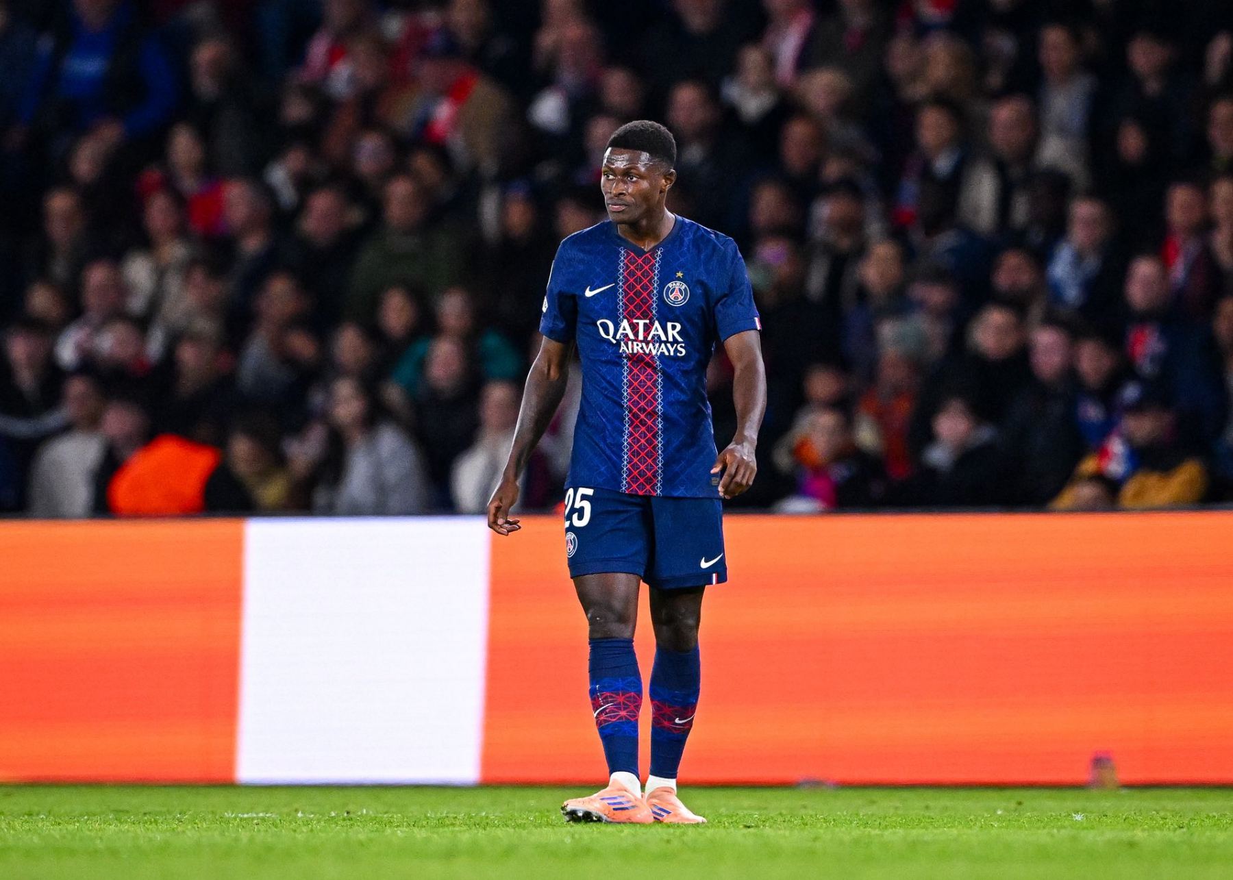 पेरिस अधिकारी: अचरफ, डेम्बेले और मेंडेस सभी चोटों के कारण कई सप्ताह तक नहीं खेल पाएंगे