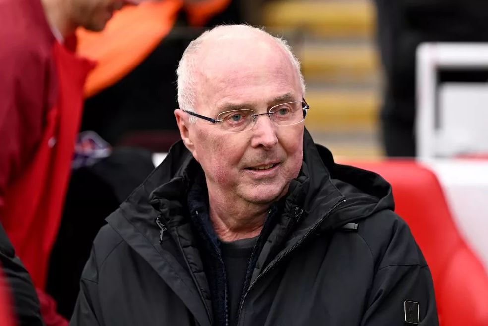 ब्रिटिश मीडिया: दिवंगत स्वीडिश कोच एरिक्सन भारी कर्ज में डूबे हुए थे और उनके परिवार को कर्ज चुकाने के लिए अपनी हवेली बेचने के लिए मजबूर होना पड़ा।