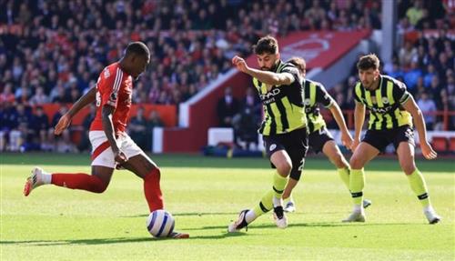 नॉटिंघम फ़ॉरेस्ट बनाम मैनचेस्टर सिटी