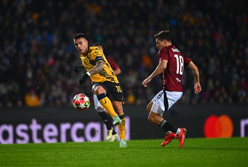 स्पार्टा प्राग बनाम इंटर मिलान