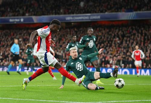 आर्सेनल बनाम मोनाको