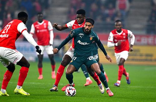 रिम्स बनाम आरसी लेंस ऐतिहासिक स्कोर