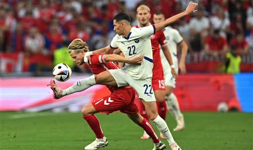 सर्बिया बनाम डेनमार्क