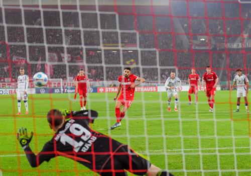 फ्रीबर्ग बनाम हैम्बर्ग एसवी