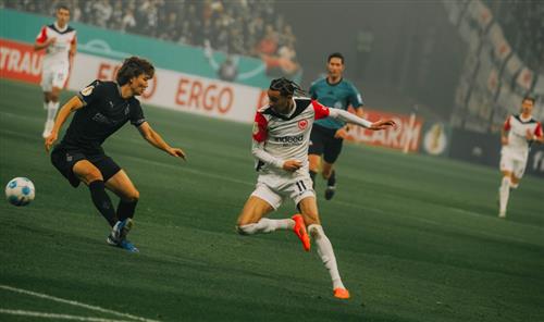 आइंट्राख्ट फ्रैंकफर्ट बनाम मोनचेंग्लादबाक