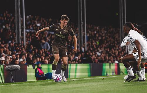 फ़ुलहम बनाम ब्रेंटफ़ोर्ड