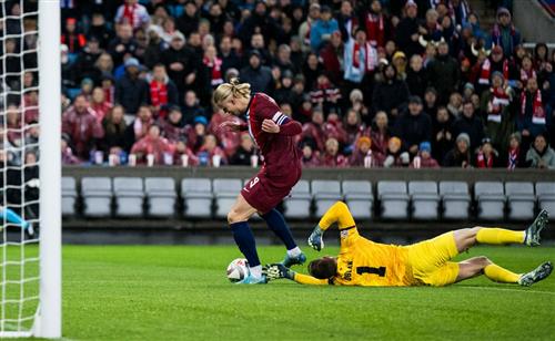 यूवाई बनाम स्लोवेनिया ऐतिहासिक परिणाम