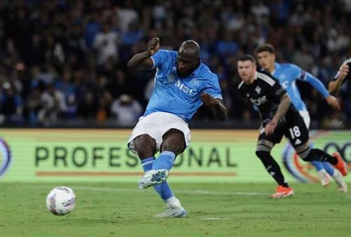 नेपोली बनाम कोमो