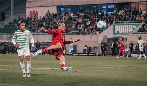 ग्लौसर फ़र्थ बनाम फ़ोर्टुना डसेलडोर्फ