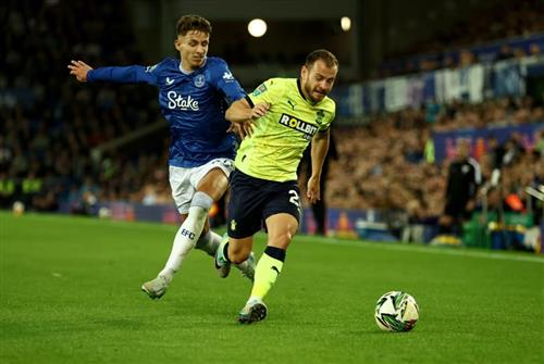 एवर्टन बनाम साउथेम्प्टन