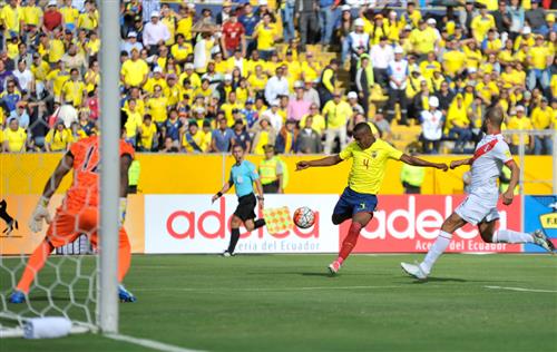 इक्वाडोर बनाम पेरू