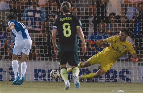 कोलचेस्टर यूनाइटेड बनाम ब्रेंटफ़ोर्ड