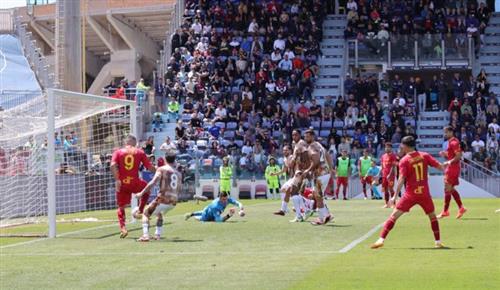 कैग्लियारी बनाम लेसी