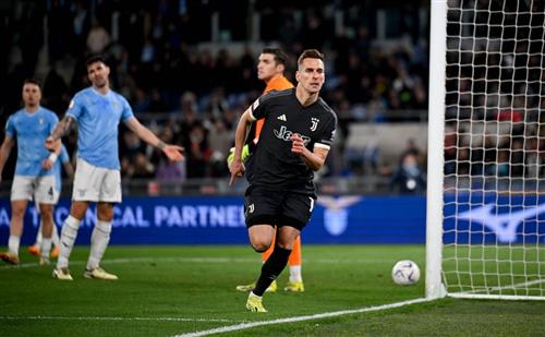 लाज़ियो बनाम जुवेंटस