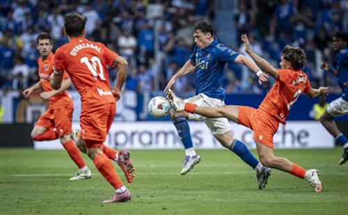 रियल ओविएडो बनाम रियल सोसिदाद