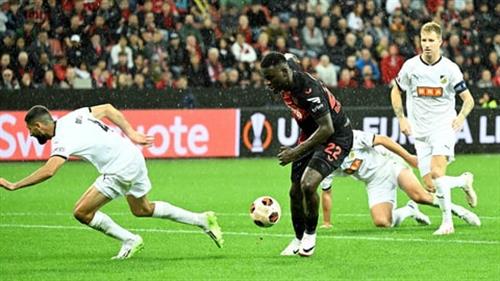 हेकेन बनाम बायर लीवरकुसेन