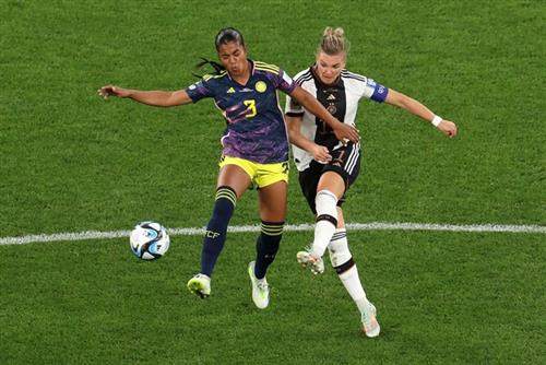 जर्मनी महिला बनाम कोलंबिया महिला