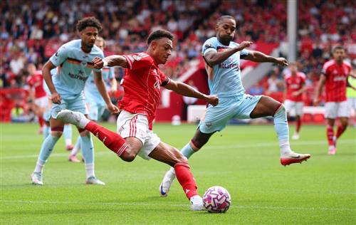 नॉटिंघम फ़ॉरेस्ट बनाम ब्रेंटफ़ोर्ड