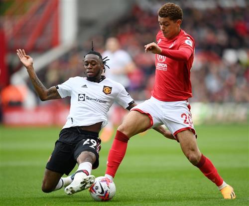 नॉटिंघम बनाम मैनचेस्टर यूनाइटेड