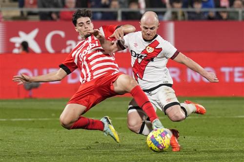 रेयो वैलेकैनो बनाम गिरोना