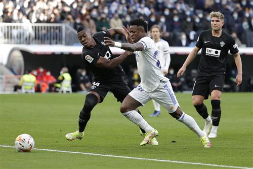 रियल मैड्रिड बनाम एल्चे