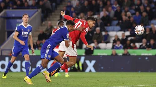 ब्राइटन बनाम नॉटिंघम