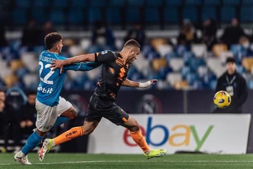 नेपल्स बनाम टोरिनो