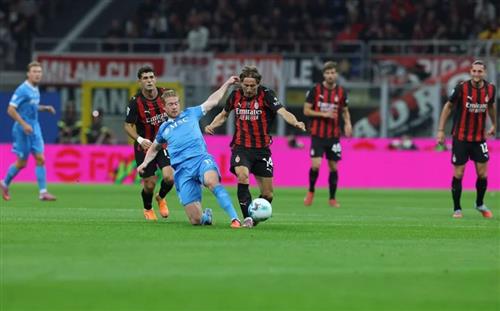 एसी मिलान बनाम नेपोली