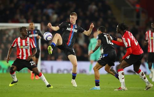 साउथेम्प्टन बनाम क्रिस्टल पैलेस