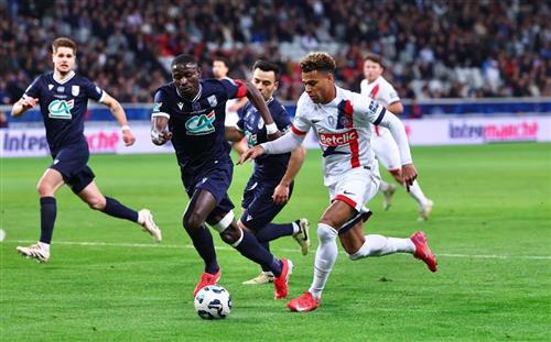 यूएसएल डनकर्क बनाम पेरिस सेंट-जर्मेन