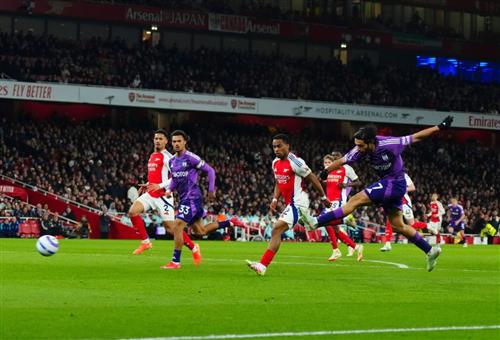 आर्सेनल बनाम फ़ुलहम