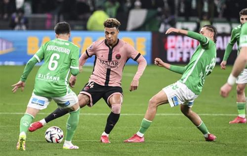 सेंट-इटियेन बनाम पेरिस सेंट-जर्मेन