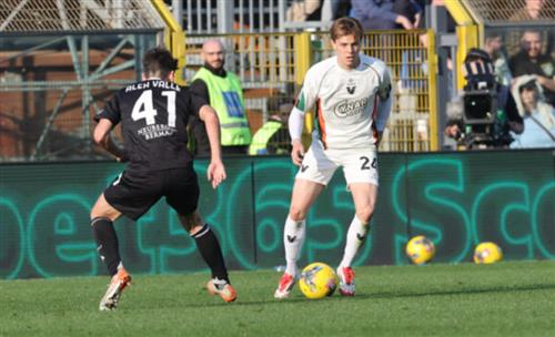 कोमो बनाम वेनिस