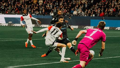 आइंट्राख्ट फ्रैंकफर्ट बनाम बायर लीवरकुसेन