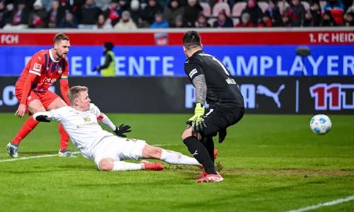 हेडेनहेम बनाम मेन्ज़ 05