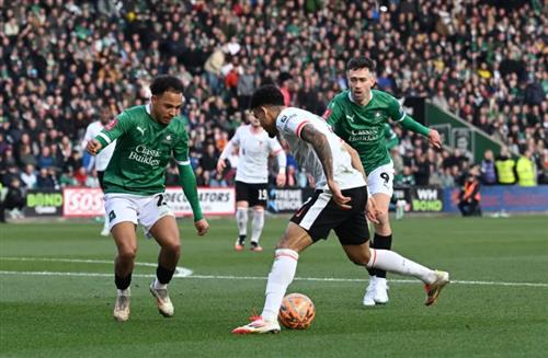 प्लायमाउथ अर्गिल बनाम लिवरपूल