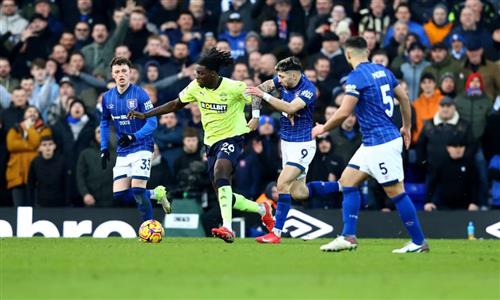 इप्सविच बनाम साउथेम्प्टन