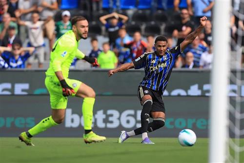 पीसा बनाम उडिनीस