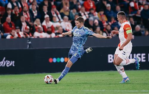 स्लाविया प्राग बनाम अजाक्स