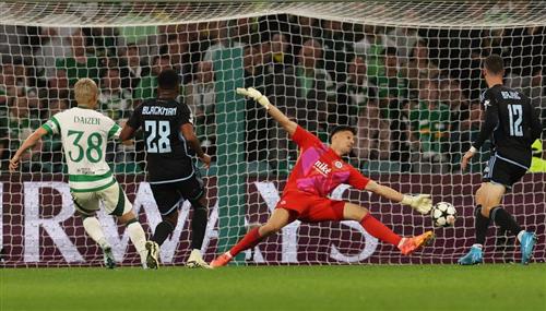 सेल्टिक बनाम ब्रातिस्लावा स्लोवन