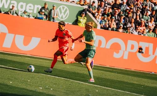 वोल्फ्सबर्ग बनाम आइंट्राच्ट फ्रैंकफर्ट