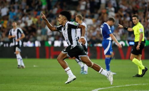 उडिनीज़ बनाम कोमो