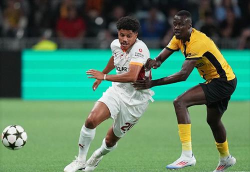 जूनियर बॉयज़ बनाम गैलाटसराय