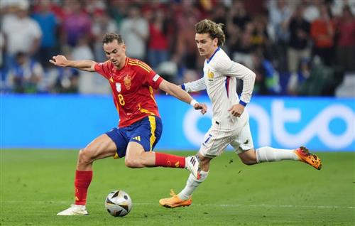 स्पेन बनाम फ़्रांस