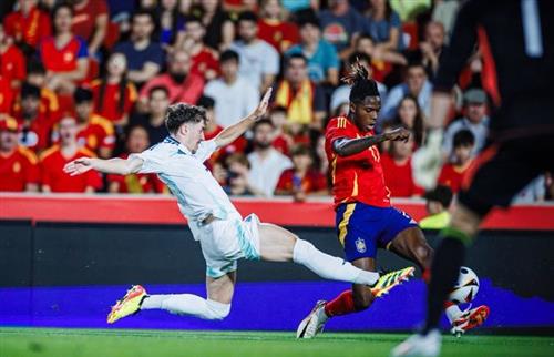 स्पेन बनाम उत्तरी आयरलैंड