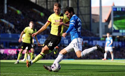 एवर्टन बनाम बर्नले