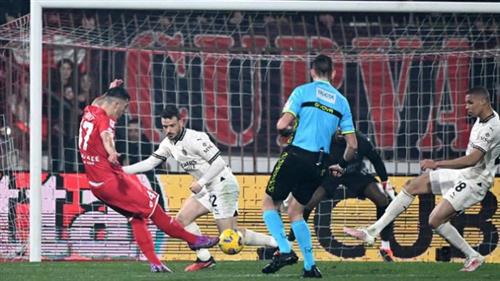 मोंज़ा बनाम एसी मिलान